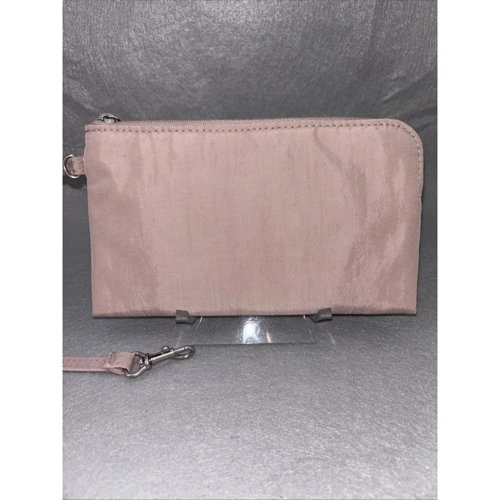 Baggallini‎ RFID Bryant Champagne Nylon Card Wallet Wristlet Money Pouch Travel